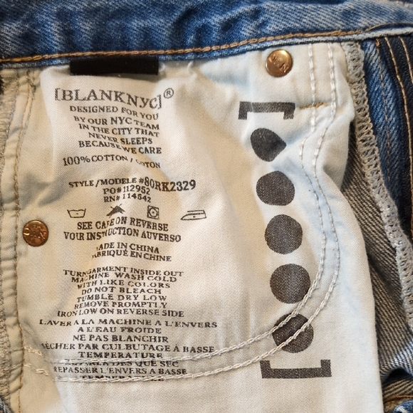 Blank NYC Two-Tone Straight Leg Jeans Bleach Light to Dark Blue Sz 24 - Picture 15 of 15
